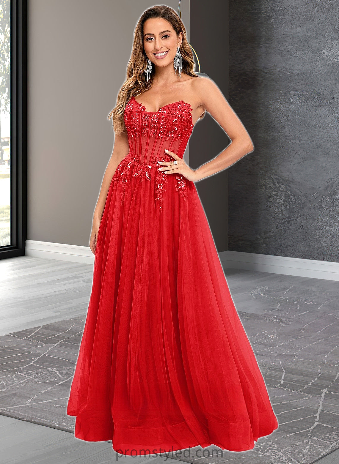 Ashlee Ball-Gown/Princess V-Neck Floor-Length Tulle Prom Dresses With Sequins Appliques Lace HLP0025837