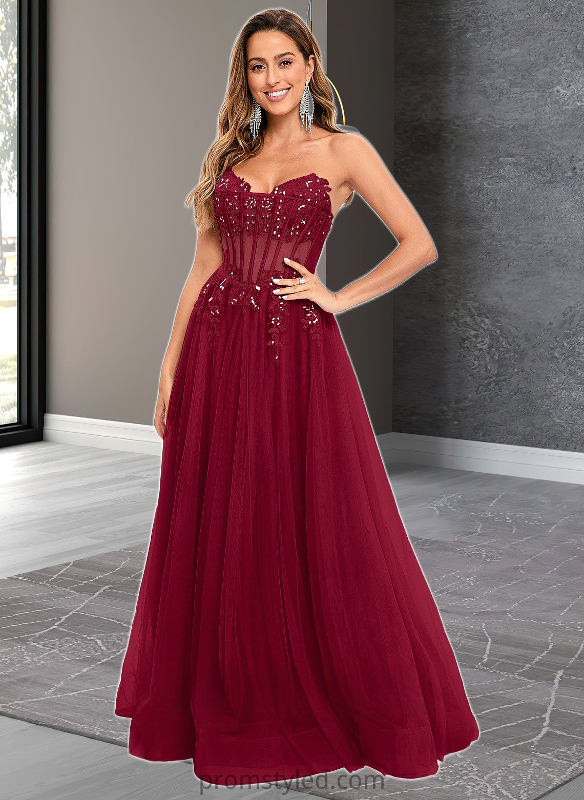 Ashlee Ball-Gown/Princess V-Neck Floor-Length Tulle Prom Dresses With Sequins Appliques Lace HLP0025837