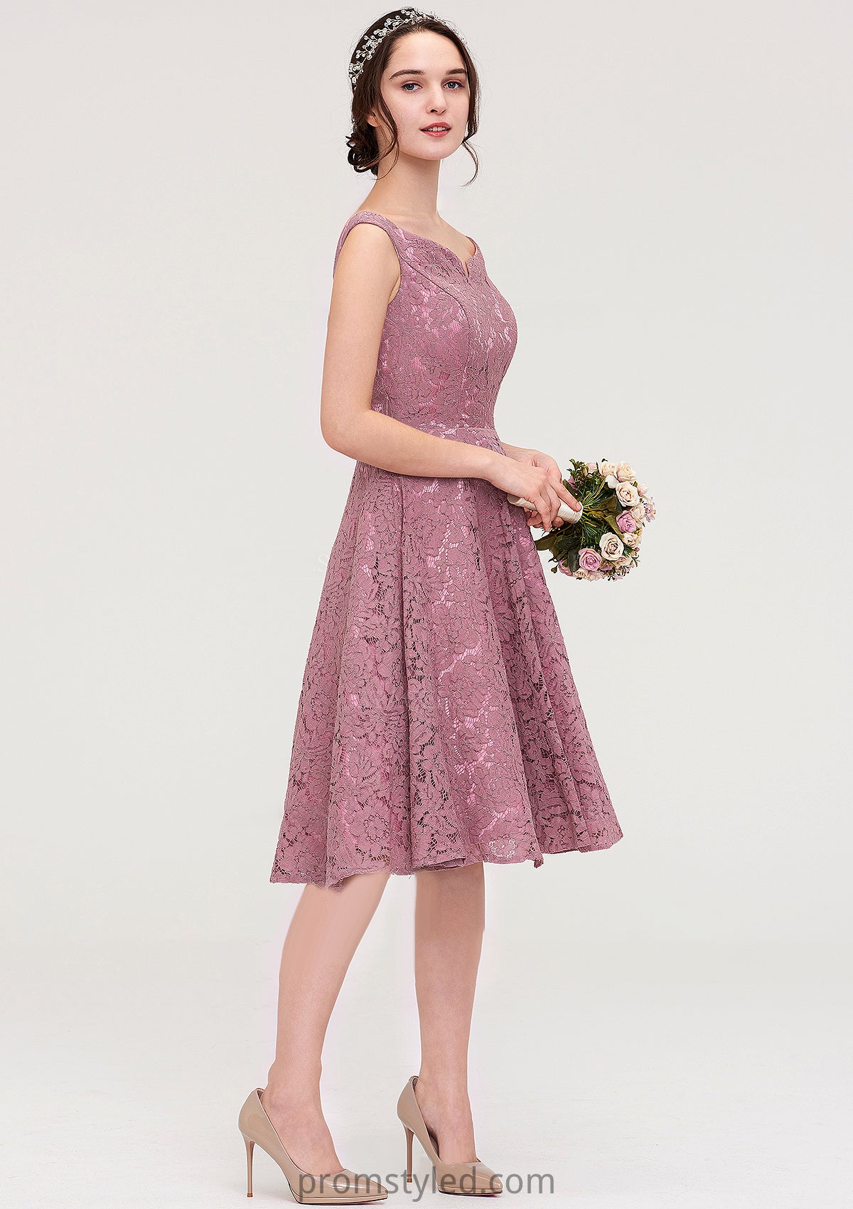 Sweetheart Sleeveless A-line/Princess Lace Knee-Length Bridesmaid Dresses Alyson HLP0025421