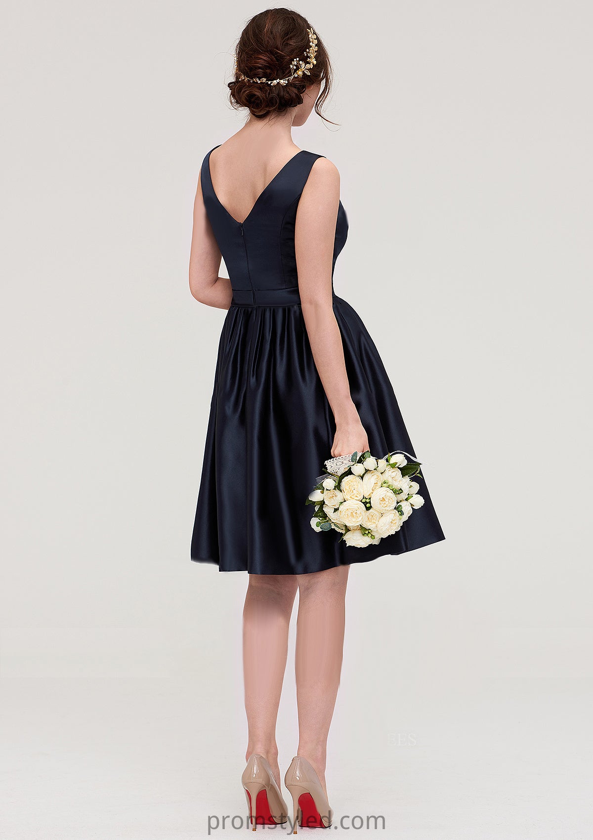 V Neck Sleeveless A-line/Princess Knee-Length Satin Bridesmaid Dresses With Pleated Jenna HLP0025433