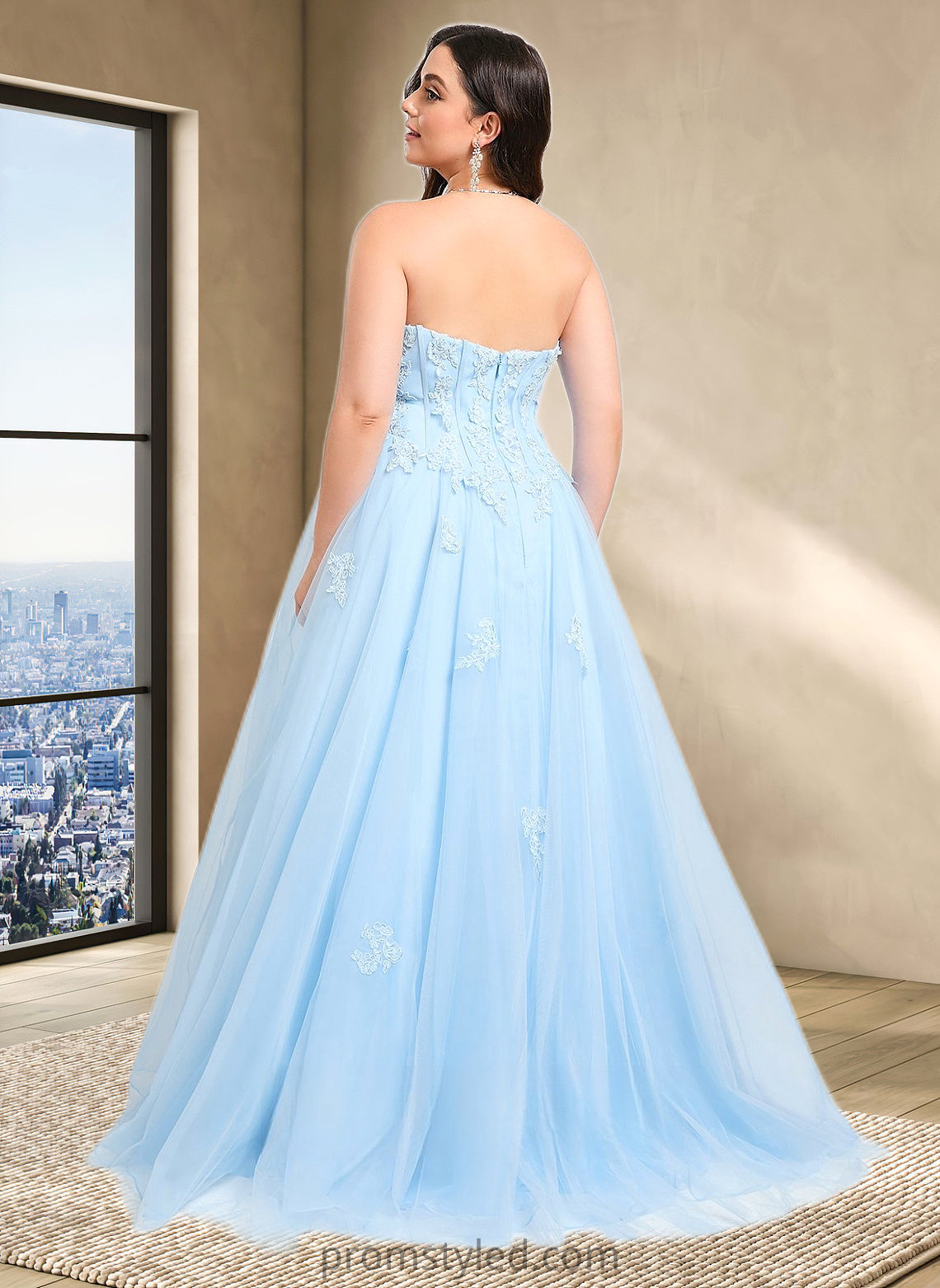 Makena Ball-Gown/Princess Straight Sweep Train Tulle Prom Dresses With Sequins Appliques Lace HLP0025864