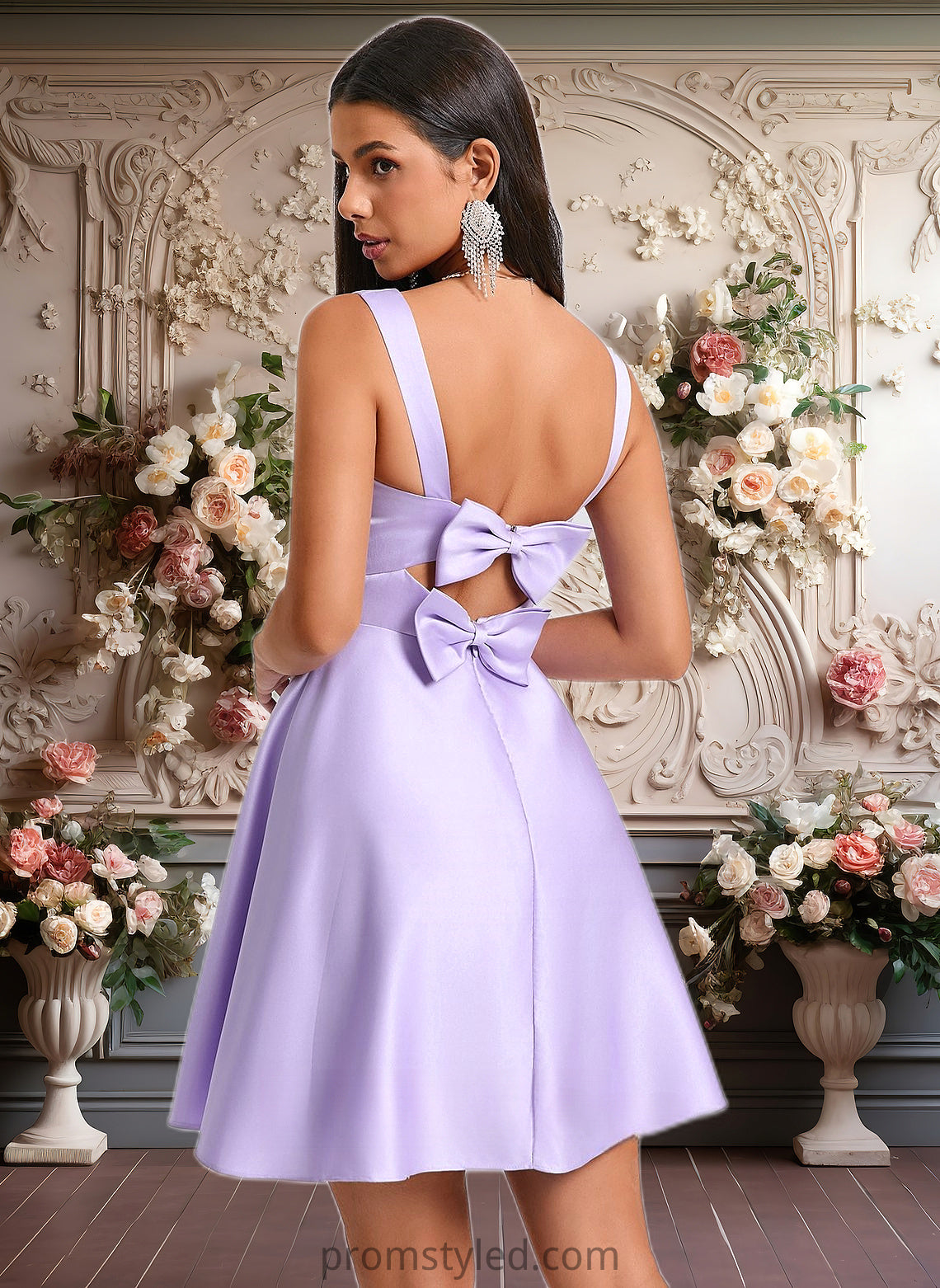 Juliet A-line Sweetheart Short Satin Homecoming Dress With Bow HLP0025682