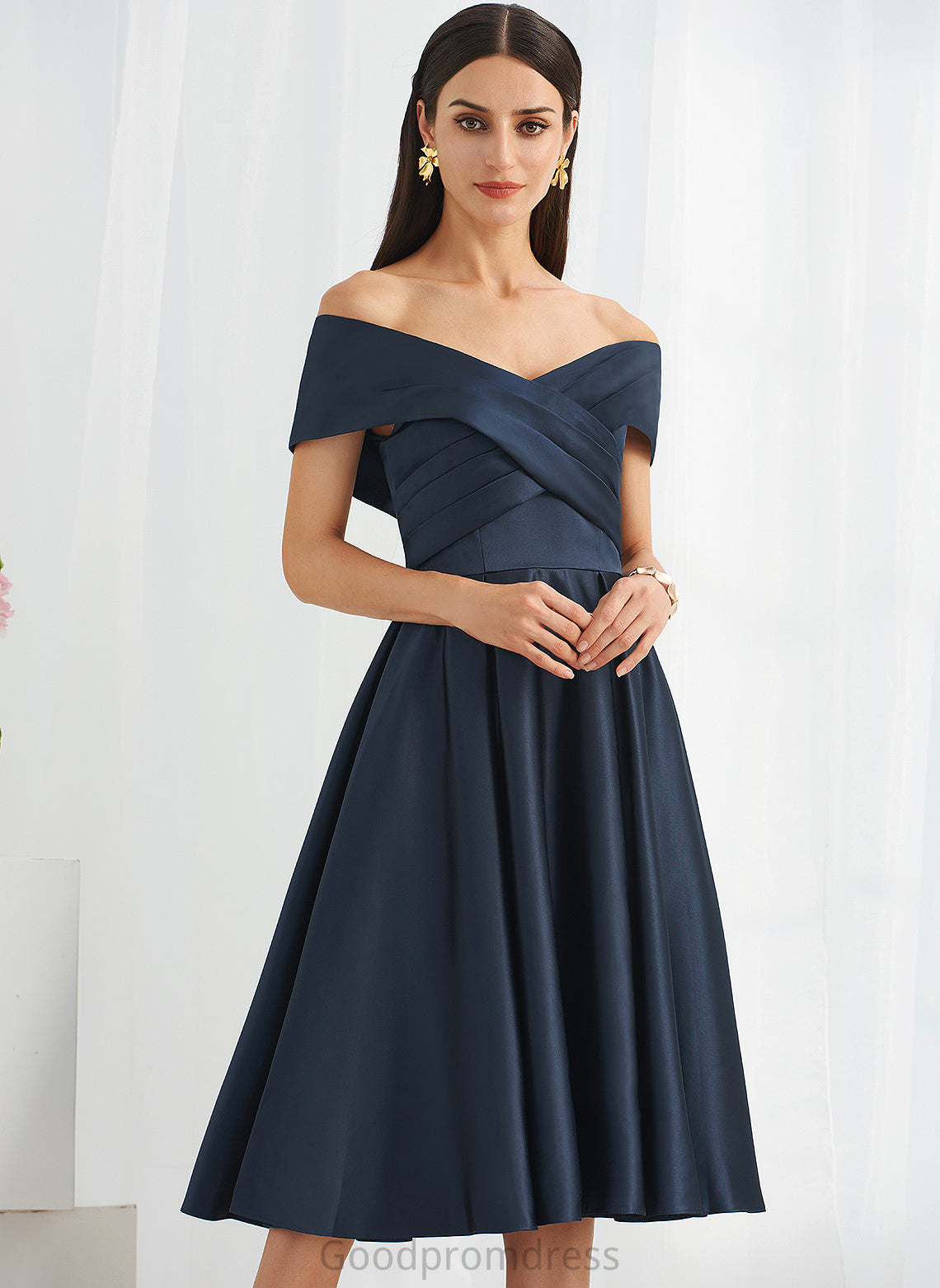 Silhouette Pockets Fabric Off-the-Shoulder Neckline Length Embellishment A-Line Knee-Length Jaelynn Natural Waist A-Line/Princess Bridesmaid Dresses