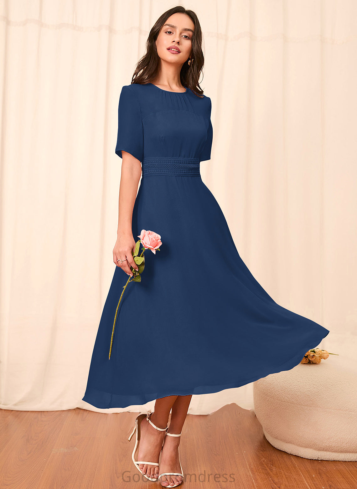 Sleeve Sleeves Fabric Silhouette Length Knee-Length A-Line Straps Paityn Scoop Natural Waist A-Line/Princess Bridesmaid Dresses