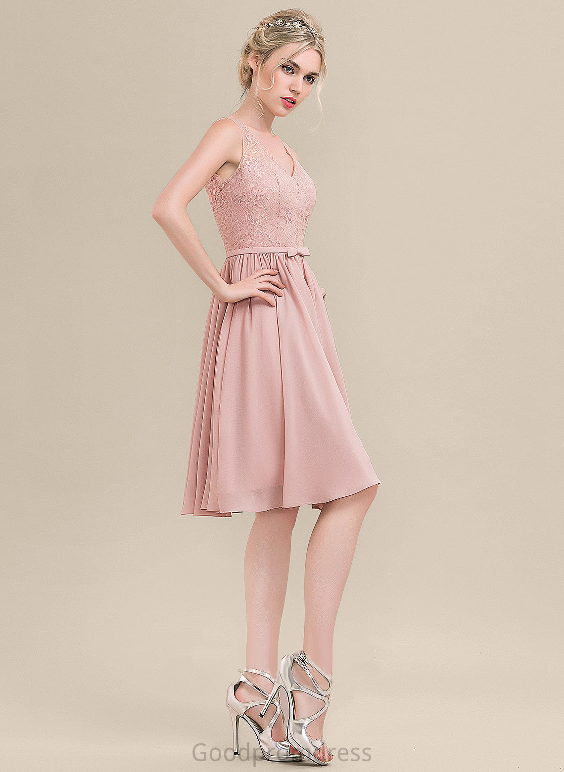 V-neck Knee-Length With A-Line Homecoming Chiffon Bow(s) Homecoming Dresses Lace Dress Lace Amari