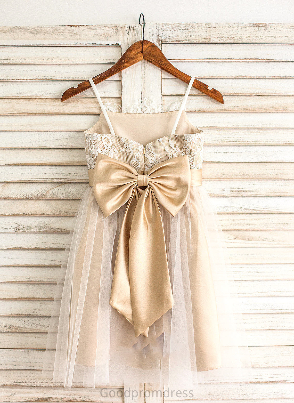 Tulle Neckline With Bow(s) Knee-Length A-Line Celeste Junior Bridesmaid Dresses Sash Square