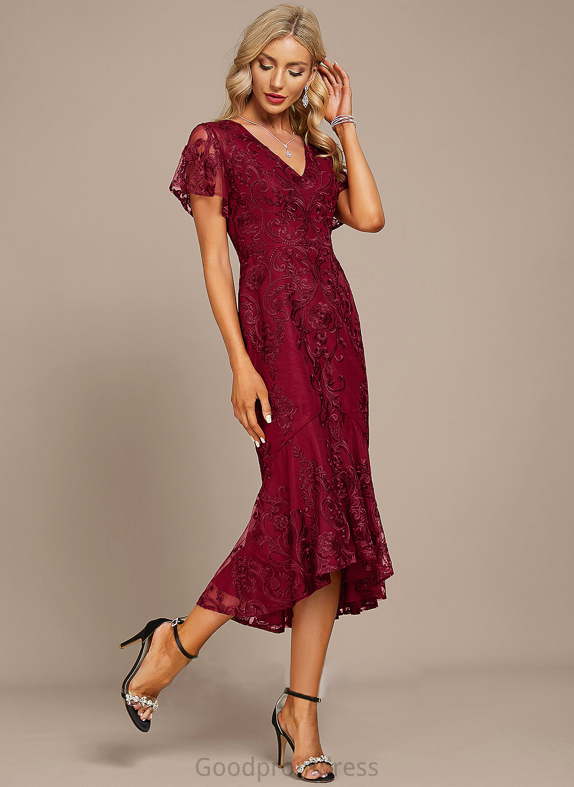 Asymmetrical Cocktail Cocktail Dresses Dress Trumpet/Mermaid Deja Lace V-neck