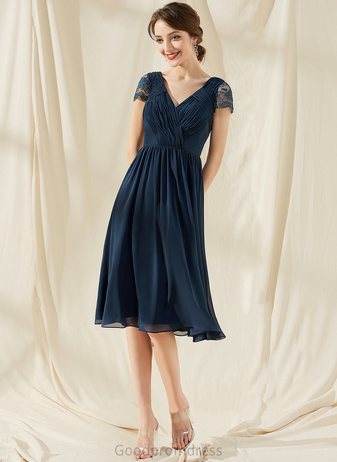 Homecoming A-Line Dress Lindsey Chiffon Knee-Length With Ruffle V-neck Lace Homecoming Dresses