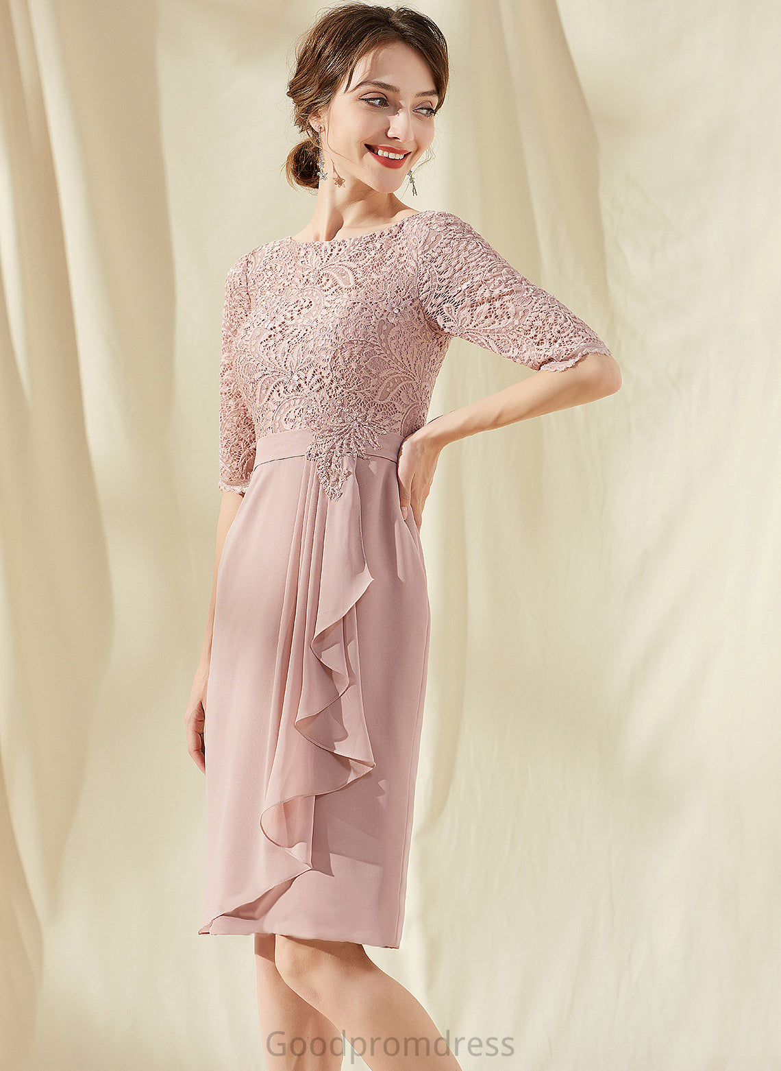 Pam Cocktail Sheath/Column Knee-Length Cocktail Dresses Chiffon Beading Neck Cascading Scoop Lace Ruffles With Dress