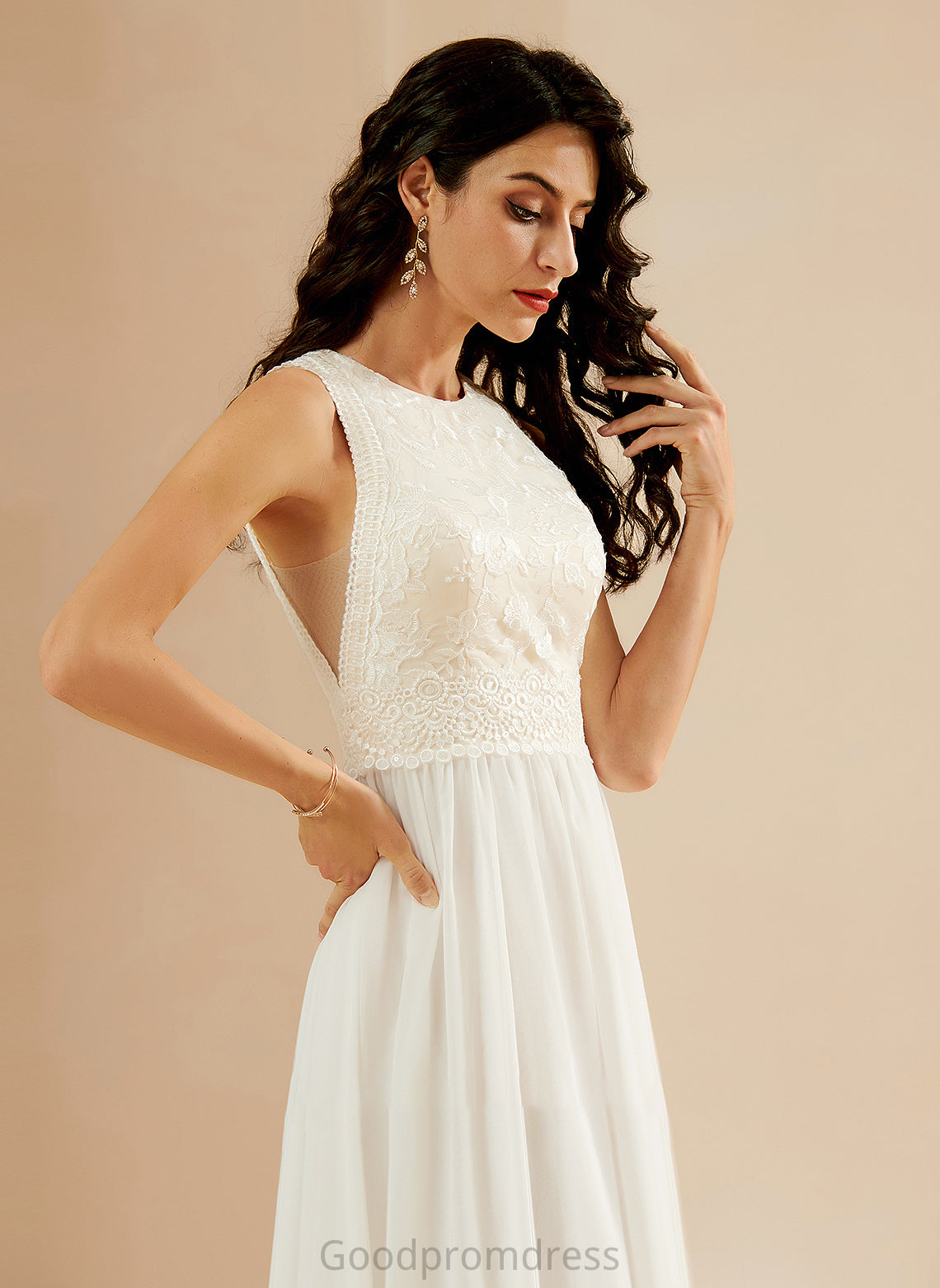 With Train Sequins Lace Wedding Dress Sweep Sophia Wedding Dresses A-Line