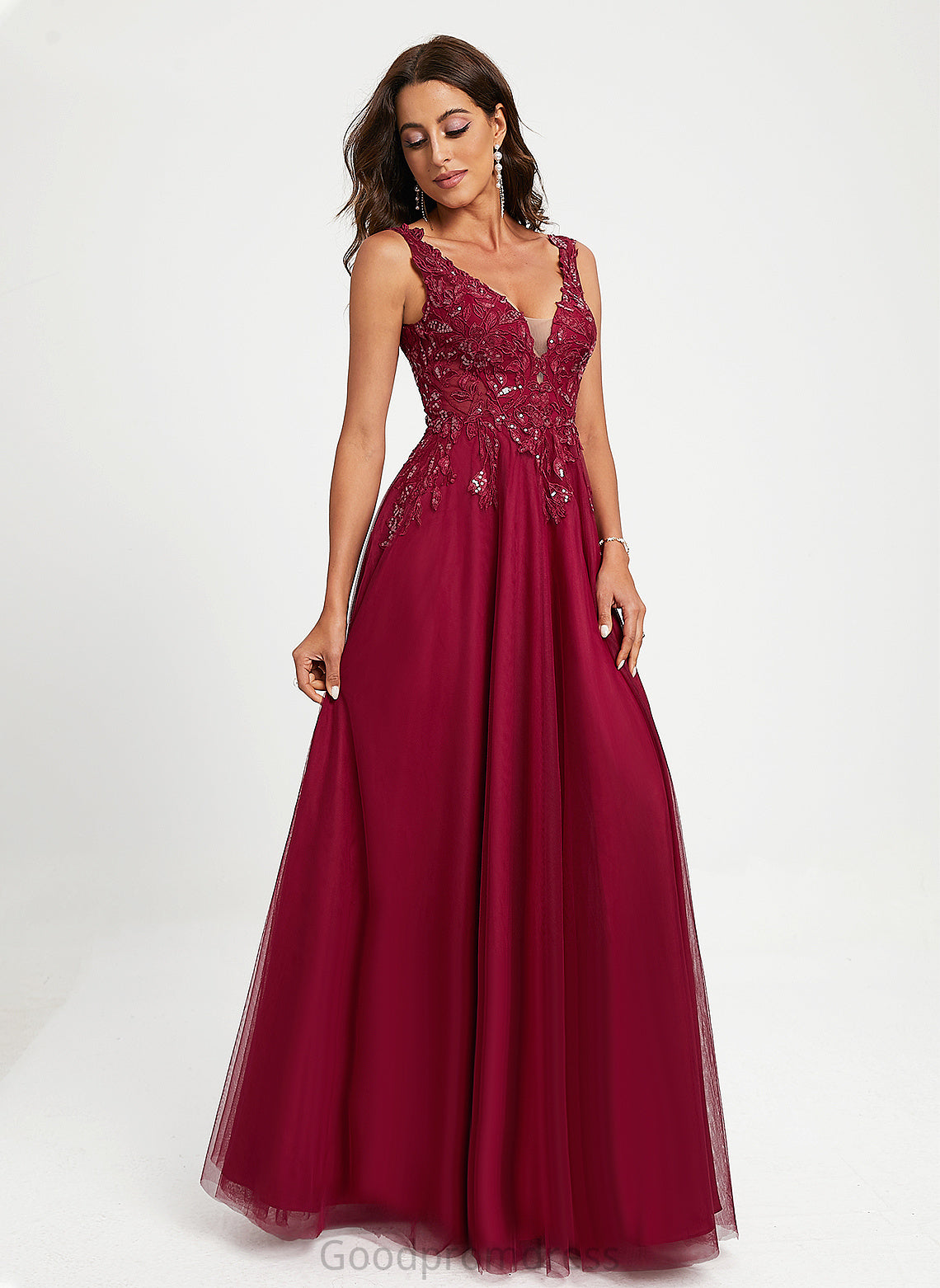 V-neck With Lace Sequins Ball-Gown/Princess Tulle Floor-Length Kali Prom Dresses