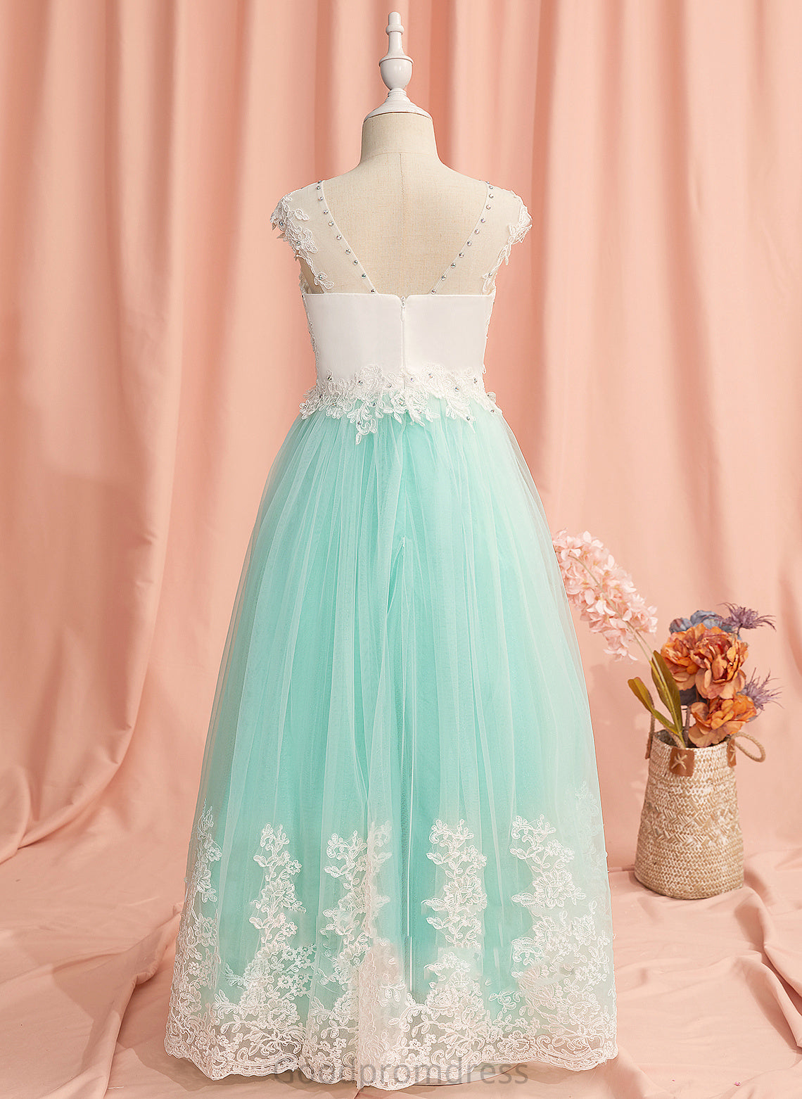 Dress Tulle With Ball-Gown/Princess Flower Lace/Beading/Bow(s)/V Back Neck Girl Katie - Floor-length Scoop Flower Girl Dresses Sleeveless