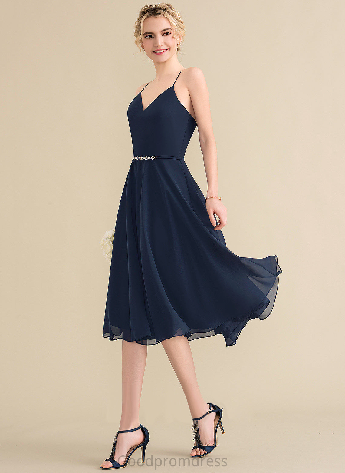 Knee-Length Sequins A-Line V-neck With Chiffon Abbigail Dress Homecoming Dresses Beading Homecoming