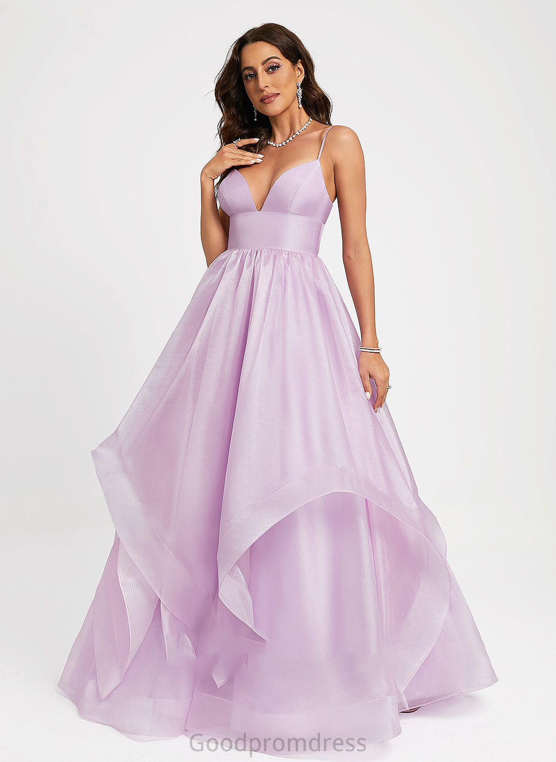 Prom Dresses Ball-Gown/Princess Sadie V-neck Organza Sweep Train