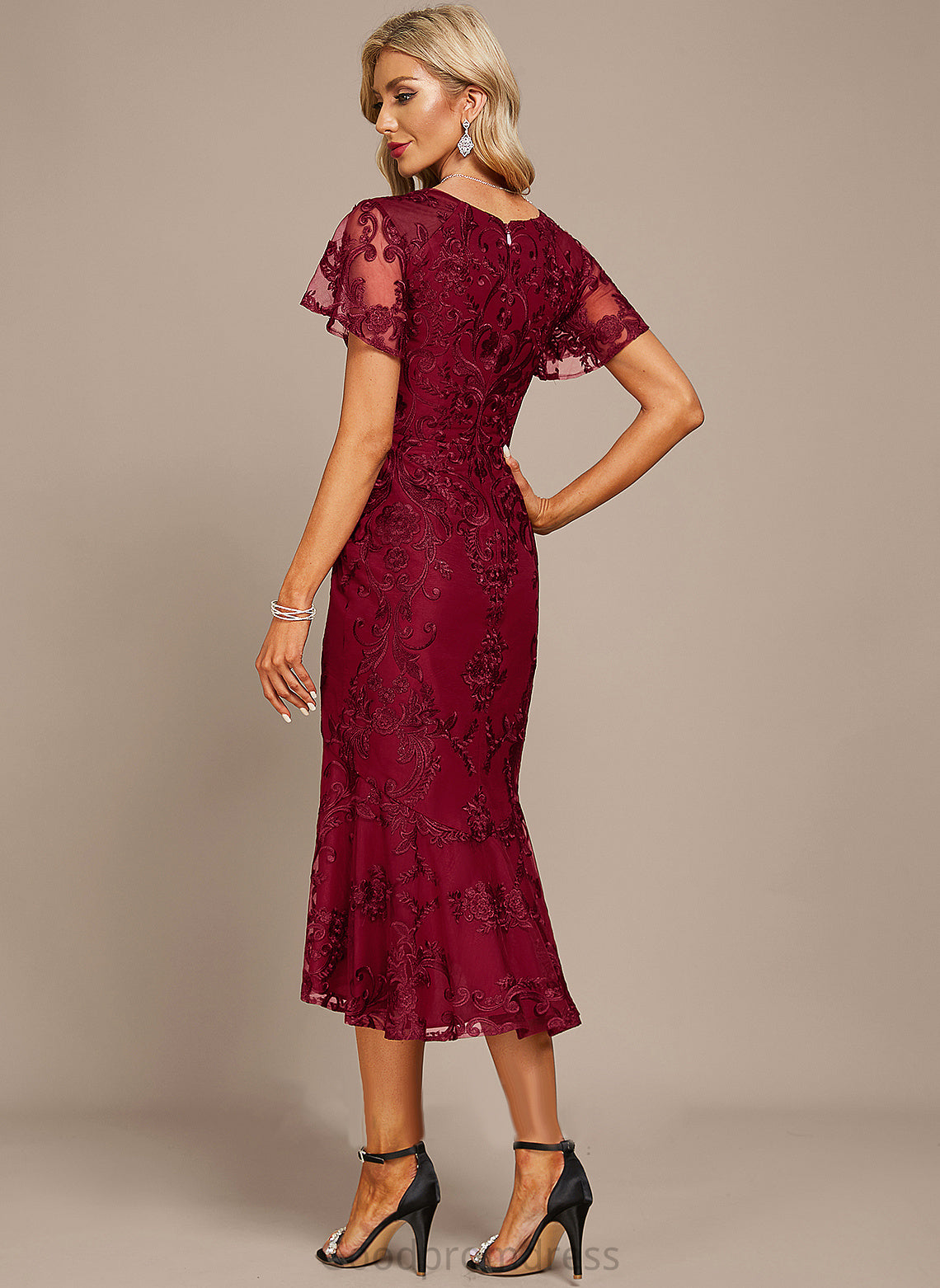 Asymmetrical Cocktail Cocktail Dresses Dress Trumpet/Mermaid Deja Lace V-neck