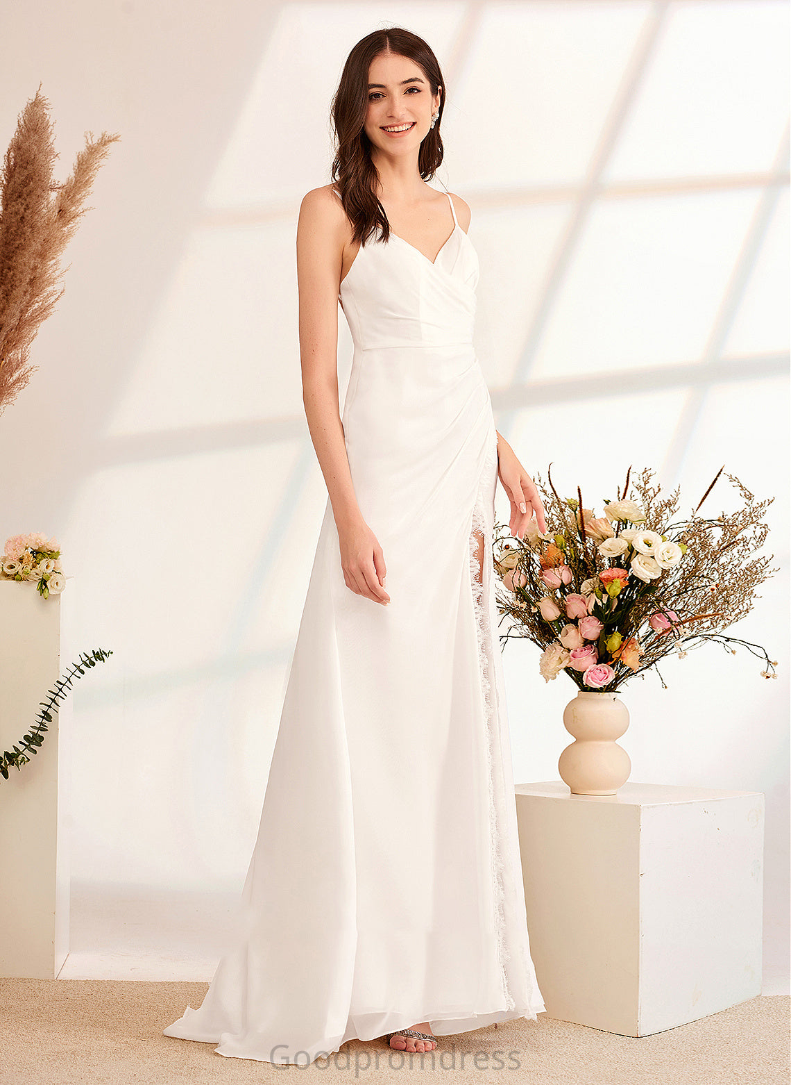 Train A-Line Dress Sweep Wedding Dresses With Wedding Front Bow(s) V-neck Lace Bella Split
