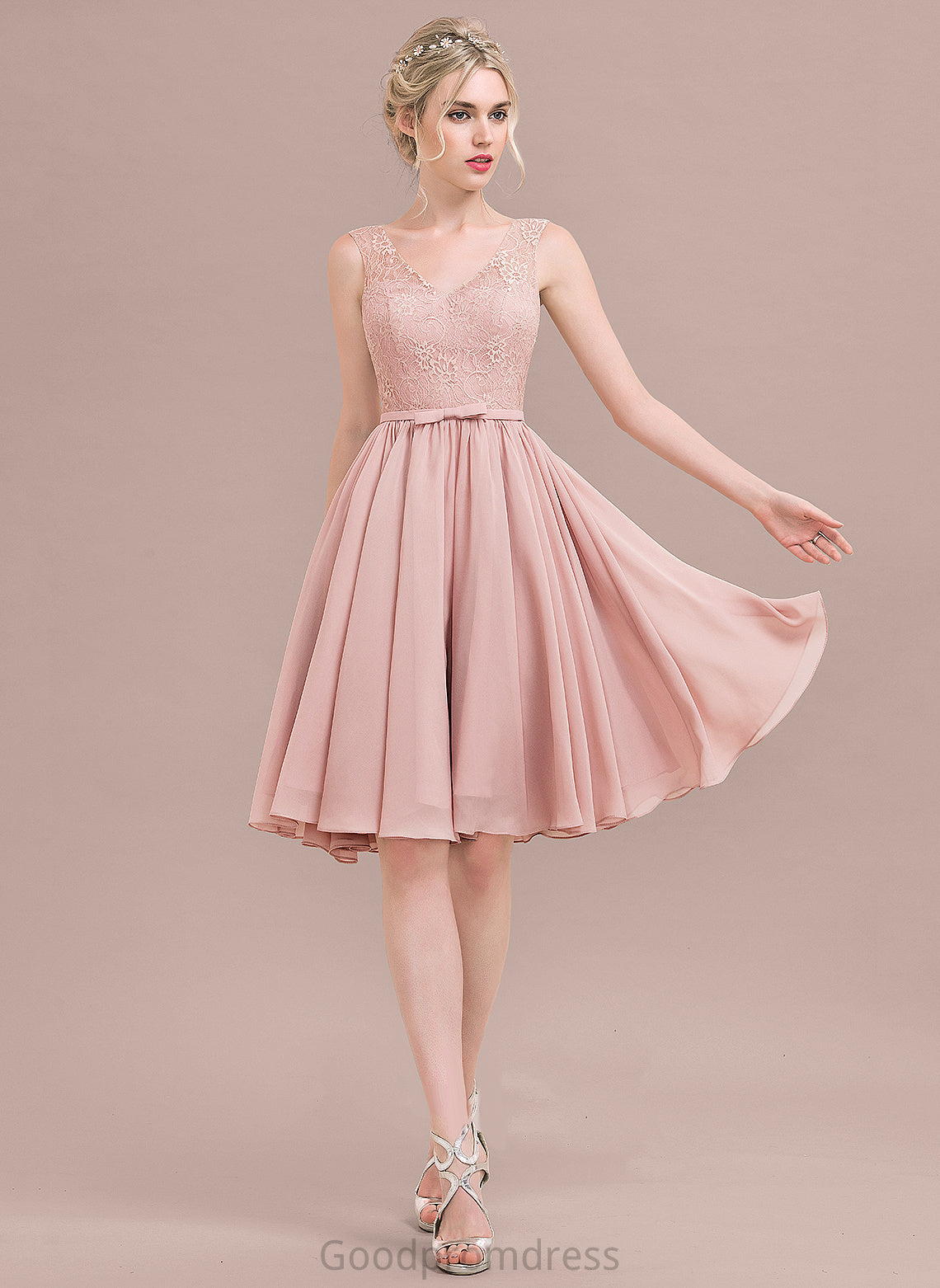 V-neck Knee-Length With A-Line Homecoming Chiffon Bow(s) Homecoming Dresses Lace Dress Lace Amari