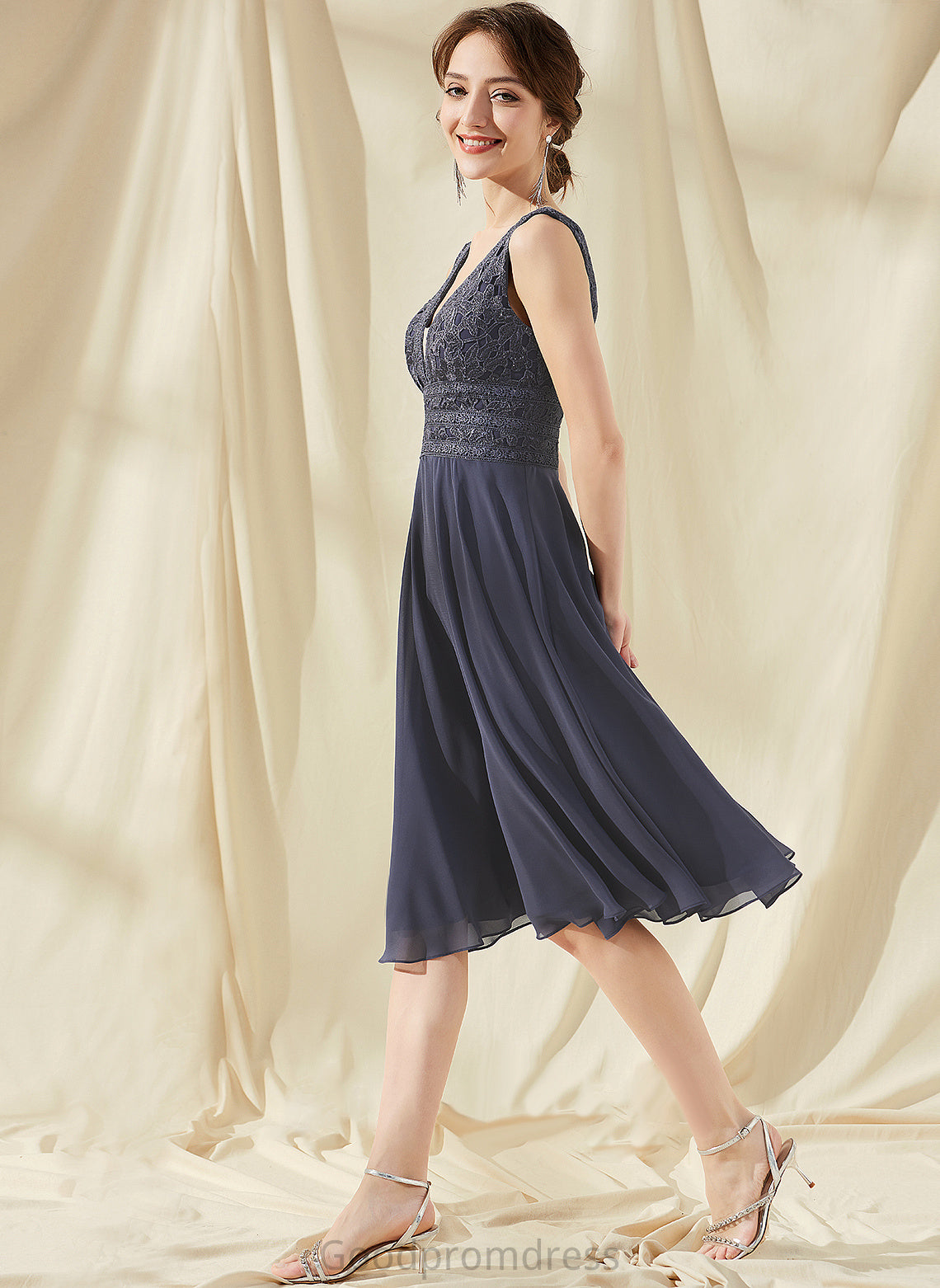 Cocktail Chiffon Knee-Length Cocktail Dresses Lace V-neck A-Line Larissa Dress