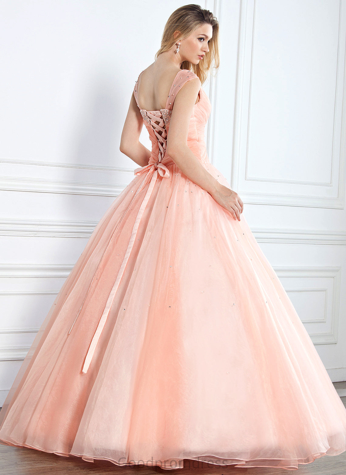 Floor-Length V-neck Prom Dresses Ruffle Sequins Charlize Ball-Gown/Princess Beading Organza With