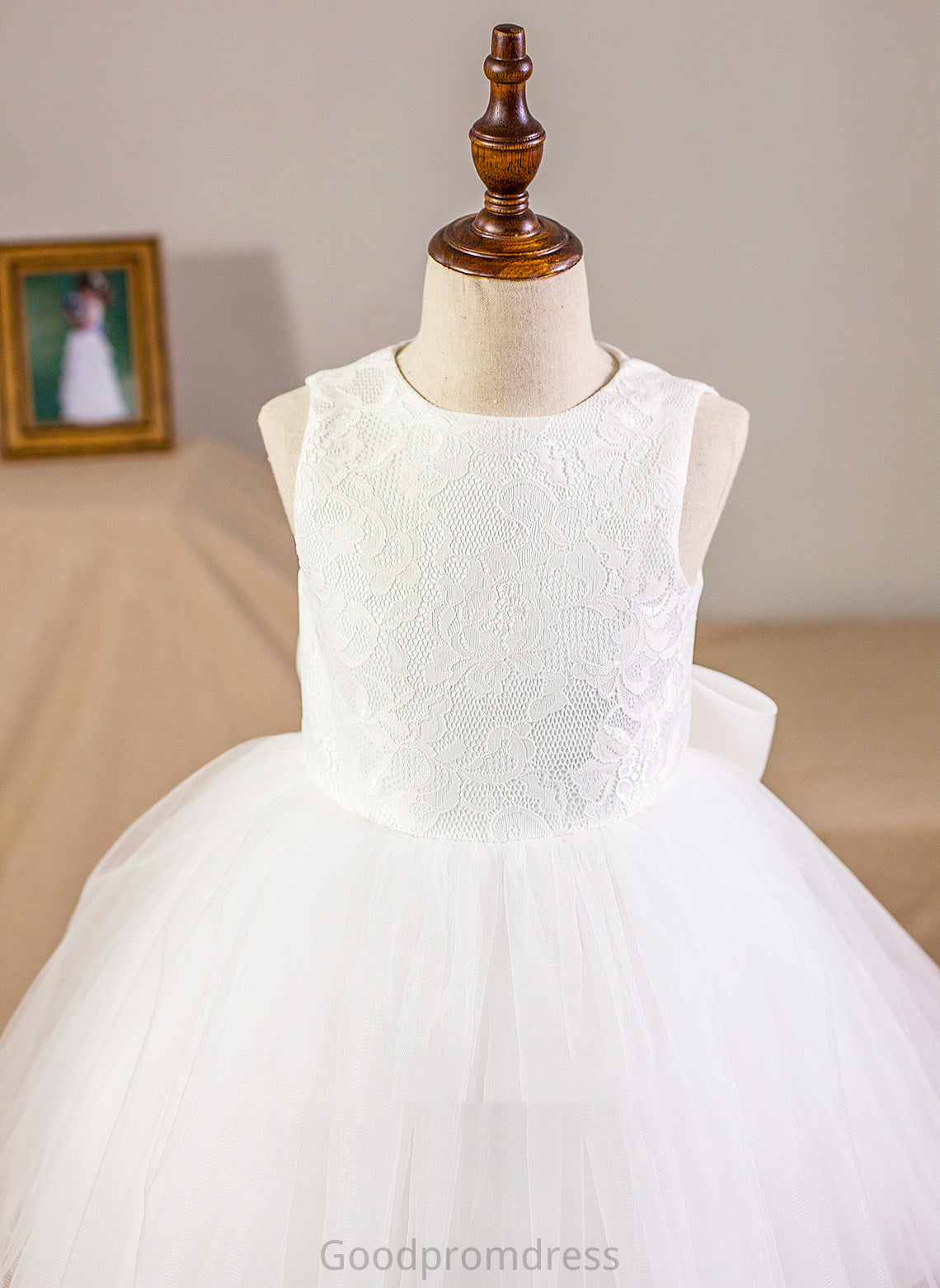 Dress Neck With Keira Ball-Gown/Princess Scoop Knee-length Girl Flower Girl Dresses Satin/Tulle/Lace Sleeveless Bow(s) Flower -