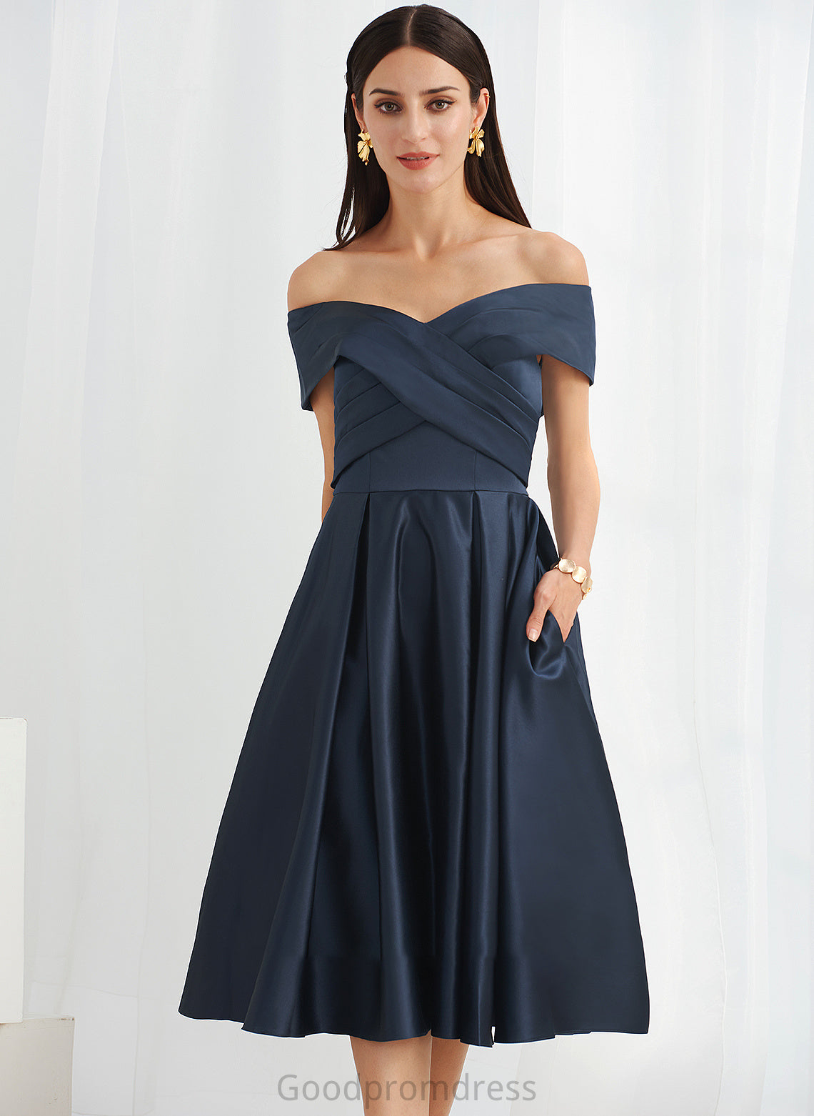 Silhouette Pockets Fabric Off-the-Shoulder Neckline Length Embellishment A-Line Knee-Length Jaelynn Natural Waist A-Line/Princess Bridesmaid Dresses