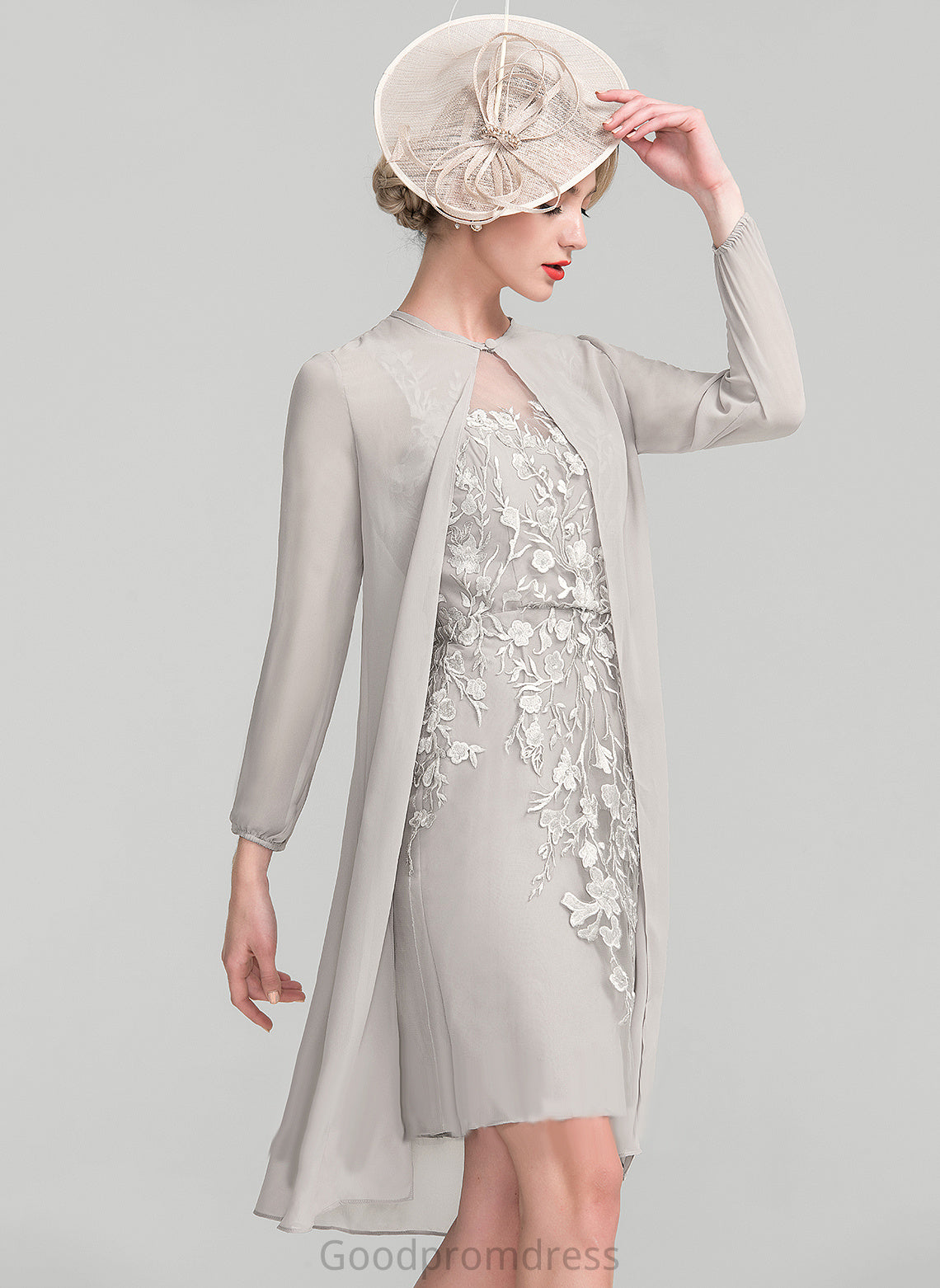 Beading Dress the Sequins Sheath/Column Knee-Length With Scoop Mother of the Bride Dresses of Lilliana Bride Mother Lace Neck Chiffon