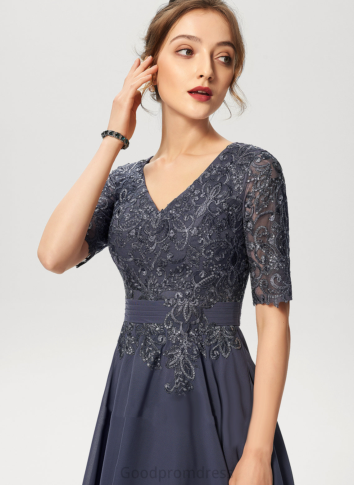 Ashley Cocktail Dress With V-neck Lace A-Line Chiffon Sequins Knee-Length Cocktail Dresses