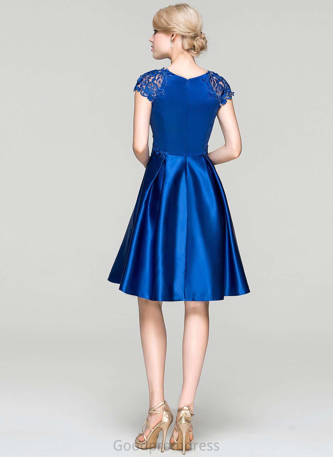 Knee-Length Liz Cocktail Neck A-Line Cocktail Dresses Scoop Lace Satin Dress