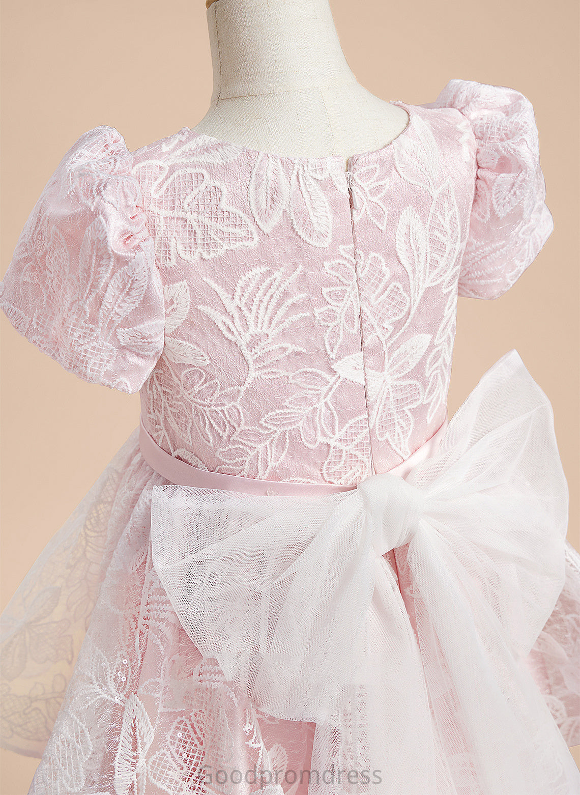 A-Line Short Flower Girl Dresses - Sleeves Knee-length Neck Emma Scoop Girl Flower Satin/Tulle With Lace/Sequins/Bow(s) Dress