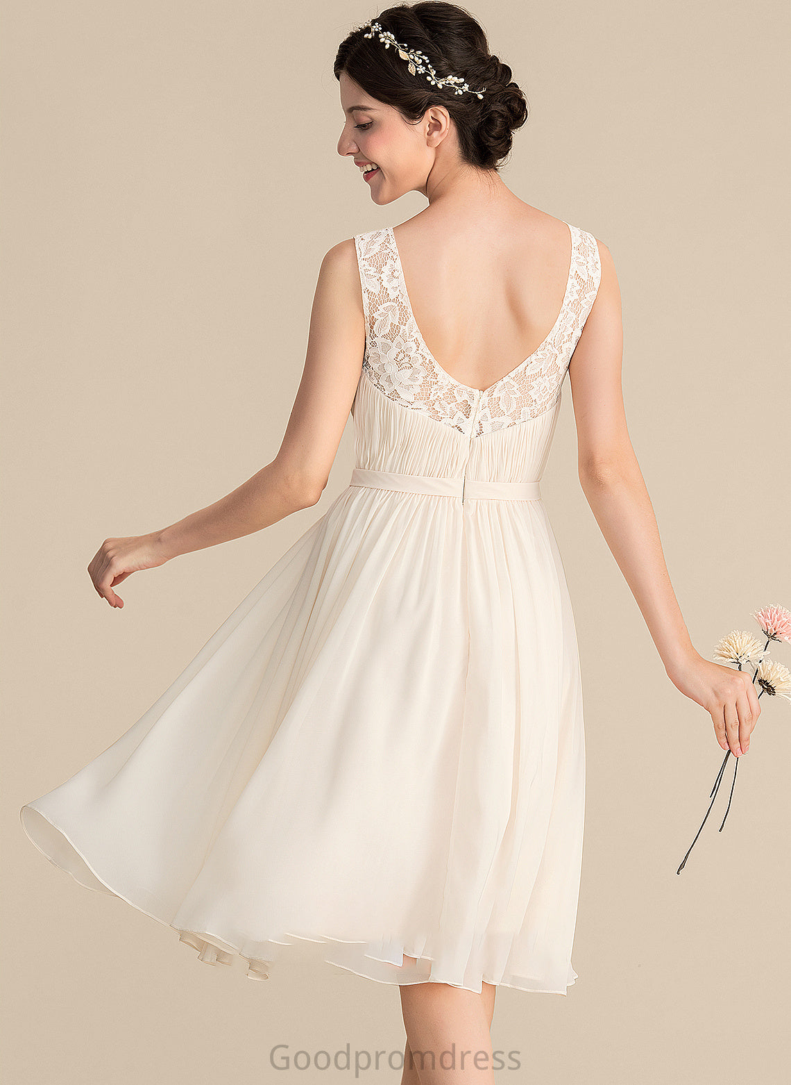 Hailee Wedding Dresses Chiffon A-Line Ruffle Dress Knee-Length V-neck Lace Wedding With