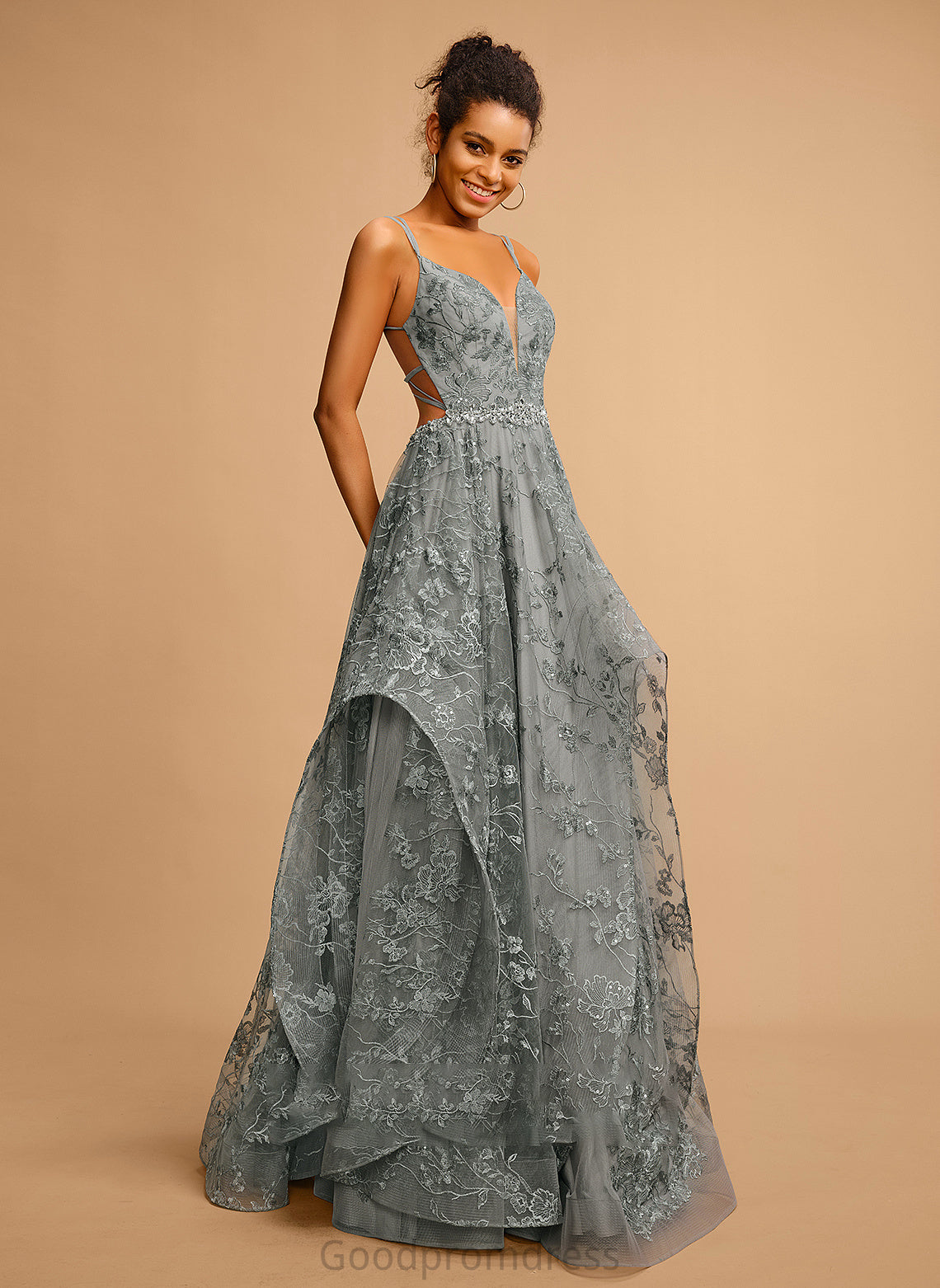 Prom Dresses Ball-Gown/Princess Reyna Tulle V-neck Floor-Length