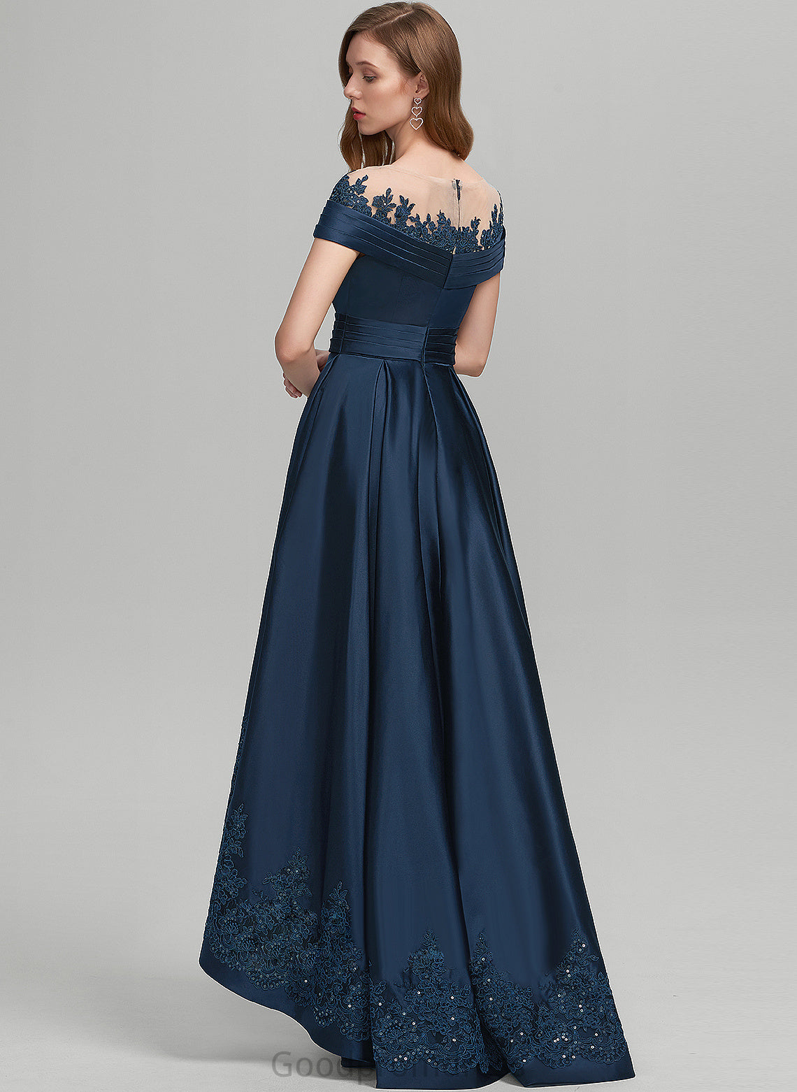 Satin Lace Ball-Gown/Princess Salome Prom Dresses Scoop With Asymmetrical Sequins