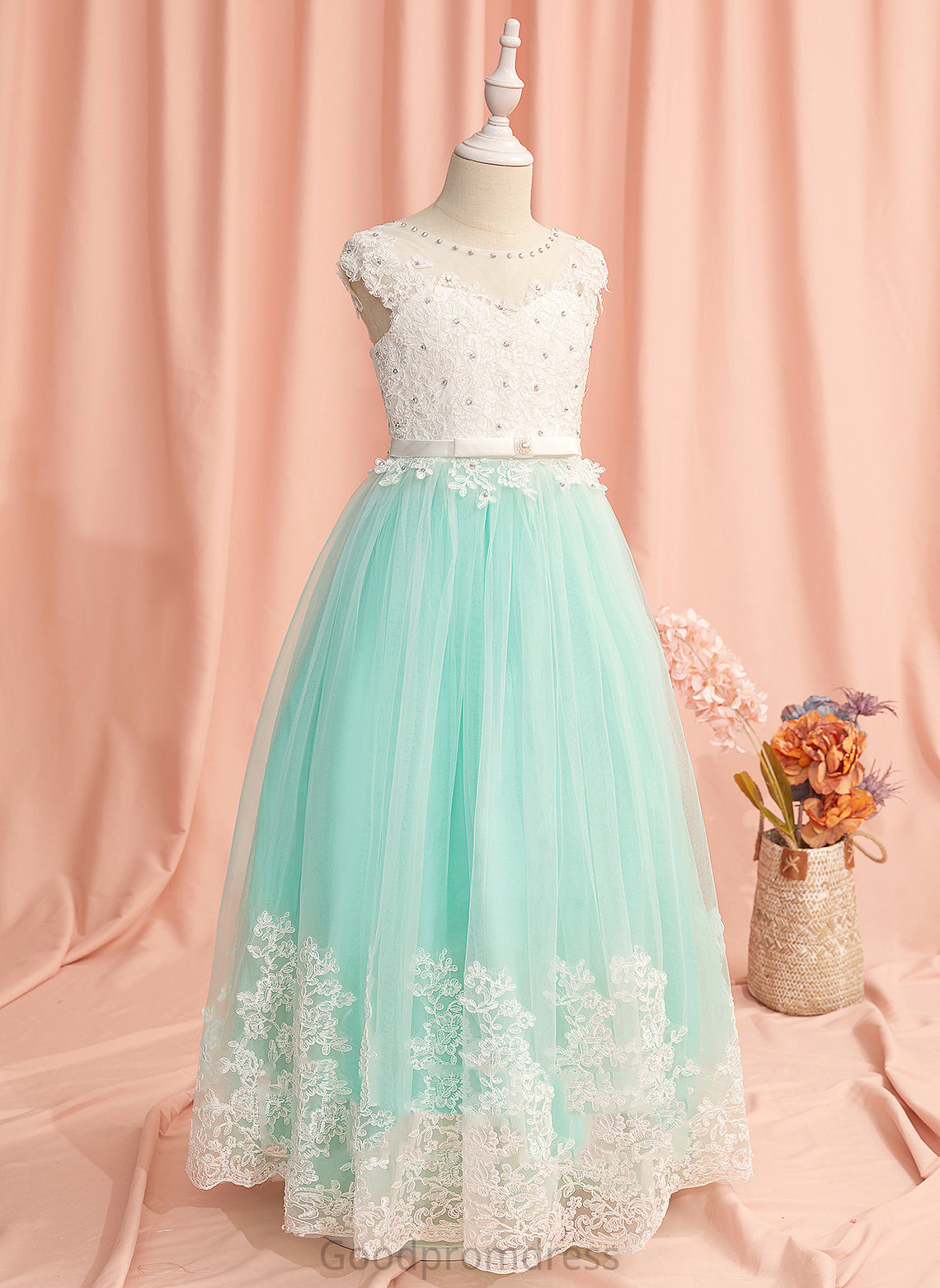 Dress Tulle With Ball-Gown/Princess Flower Lace/Beading/Bow(s)/V Back Neck Girl Katie - Floor-length Scoop Flower Girl Dresses Sleeveless