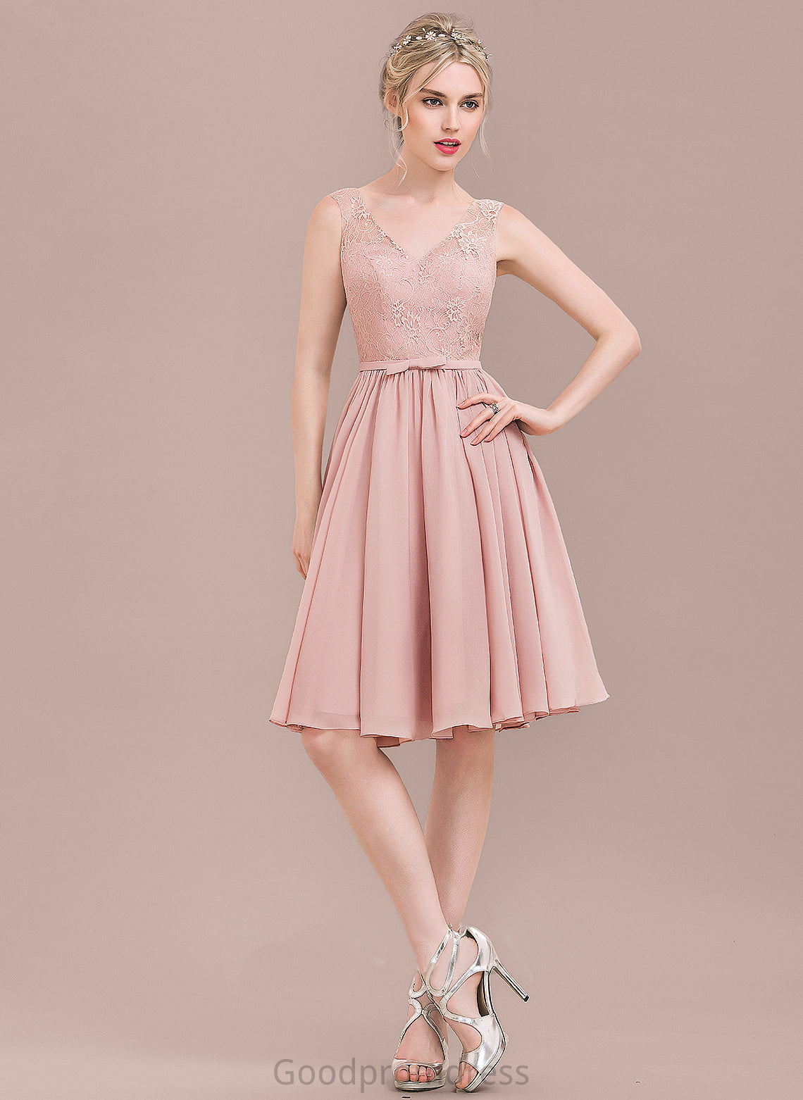 V-neck Knee-Length With A-Line Homecoming Chiffon Bow(s) Homecoming Dresses Lace Dress Lace Amari