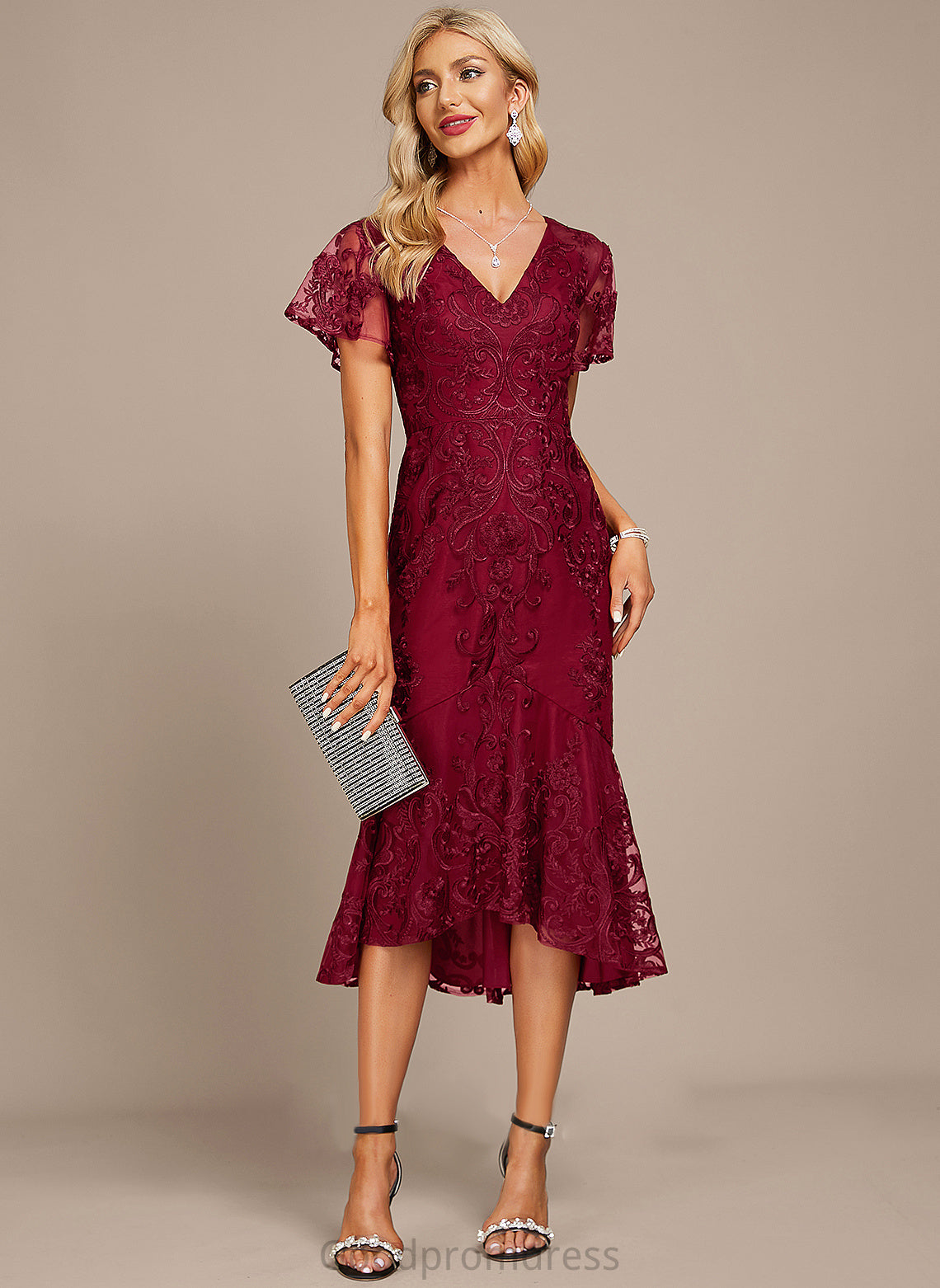 Asymmetrical Cocktail Cocktail Dresses Dress Trumpet/Mermaid Deja Lace V-neck