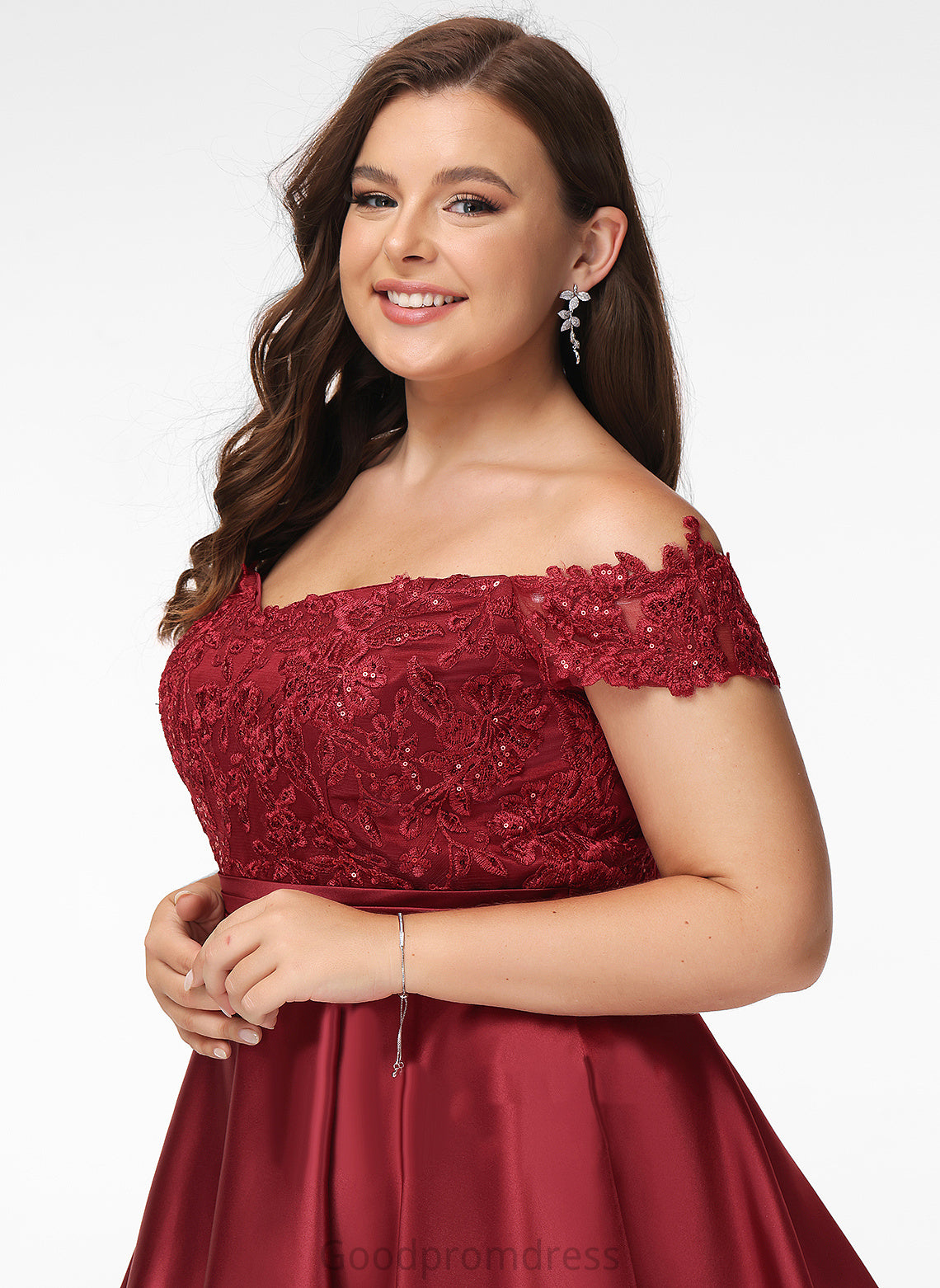 A-Line Lace Knee-Length Cocktail Satin Dress With Daniella Off-the-Shoulder Cocktail Dresses Sequins