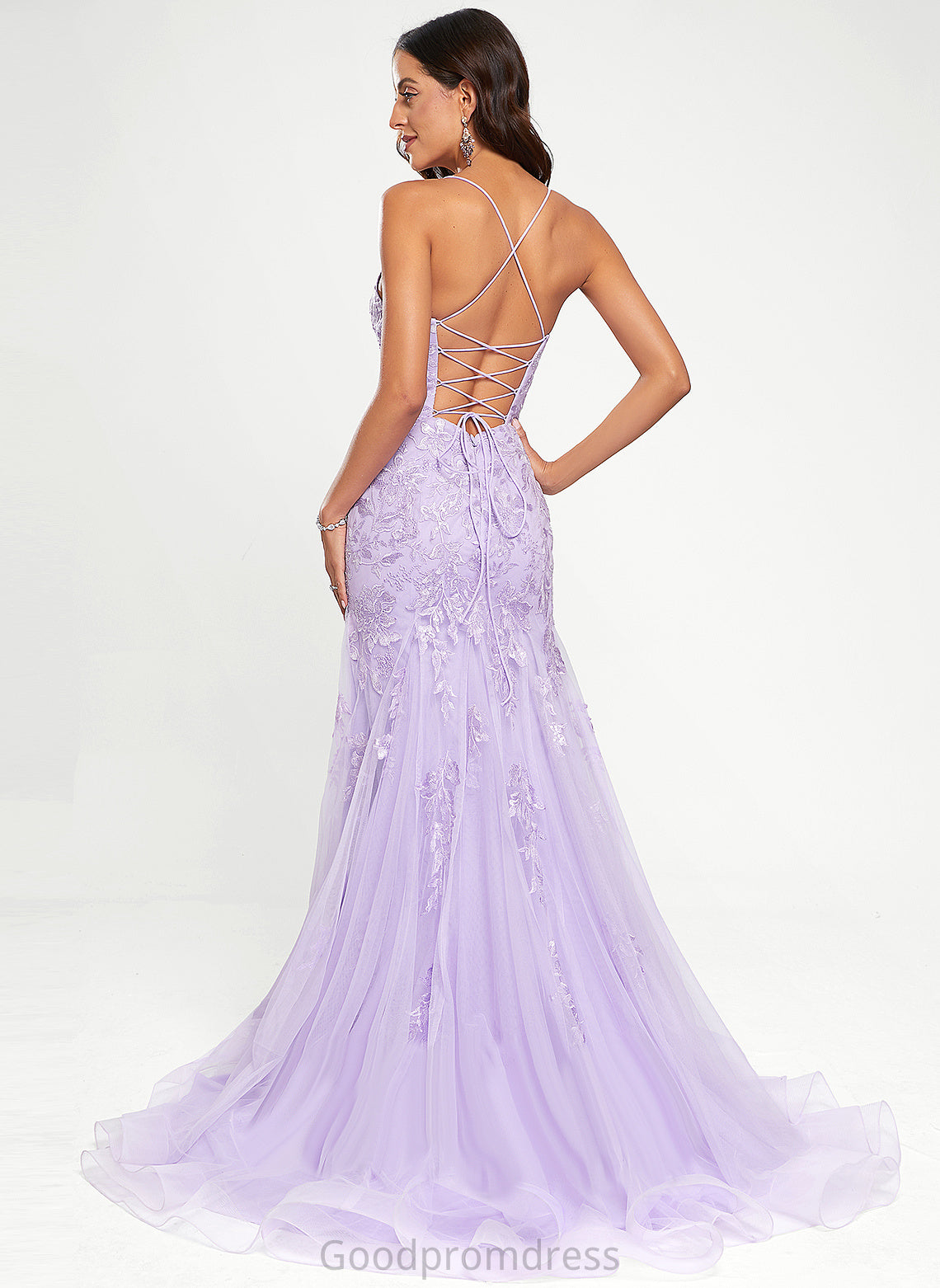 Sequins Sweep Prom Dresses Train Trumpet/Mermaid With Lace V-neck Tulle Nyasia