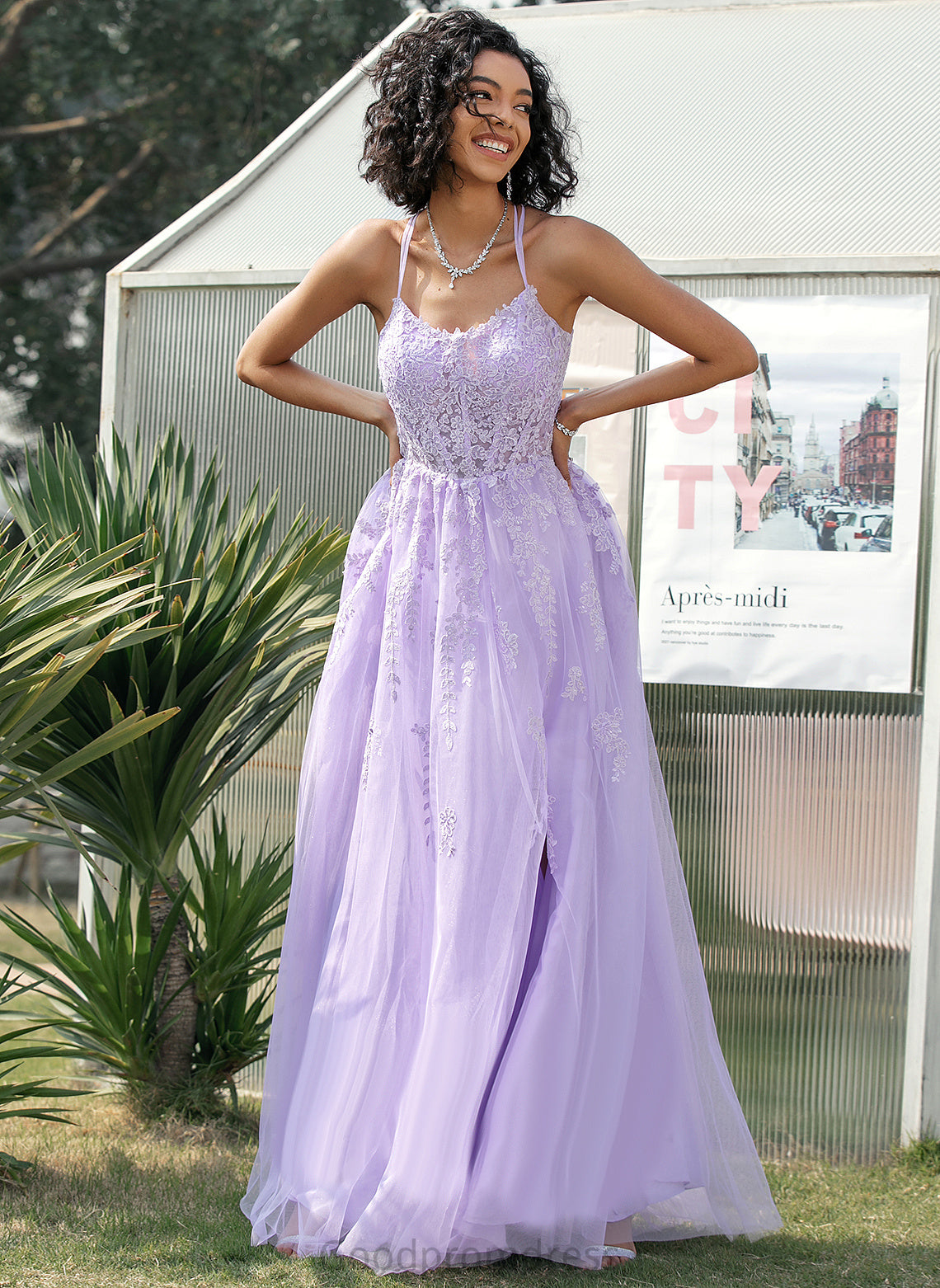 Sequins Ball-Gown/Princess Cali With Prom Dresses Sweep Train Scoop Tulle Lace